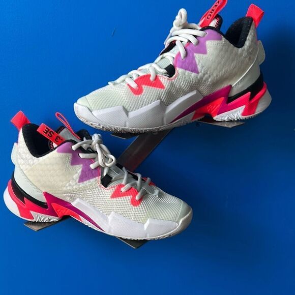 NIKE JORDAN WHY NOT ZERO.3 SE (GS) SAIL/BLCK-SPRUCE AURA [CN8107 101] US SZ 5Y - Picture 2 of 9